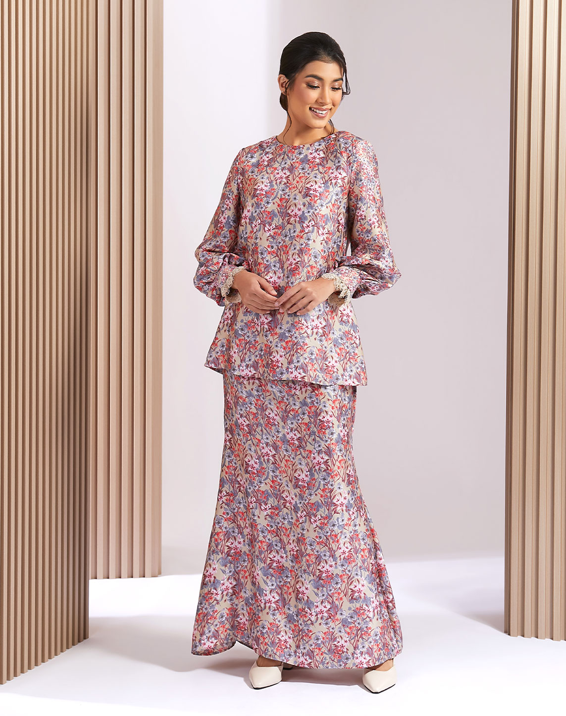 LEIA BAJU KURUNG IN PALE KHAKI